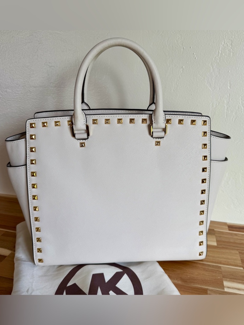 Michael Kors White/Cream Gold Selma Studded Saffiano Leather  XL Satchel - Picture 2 of 16